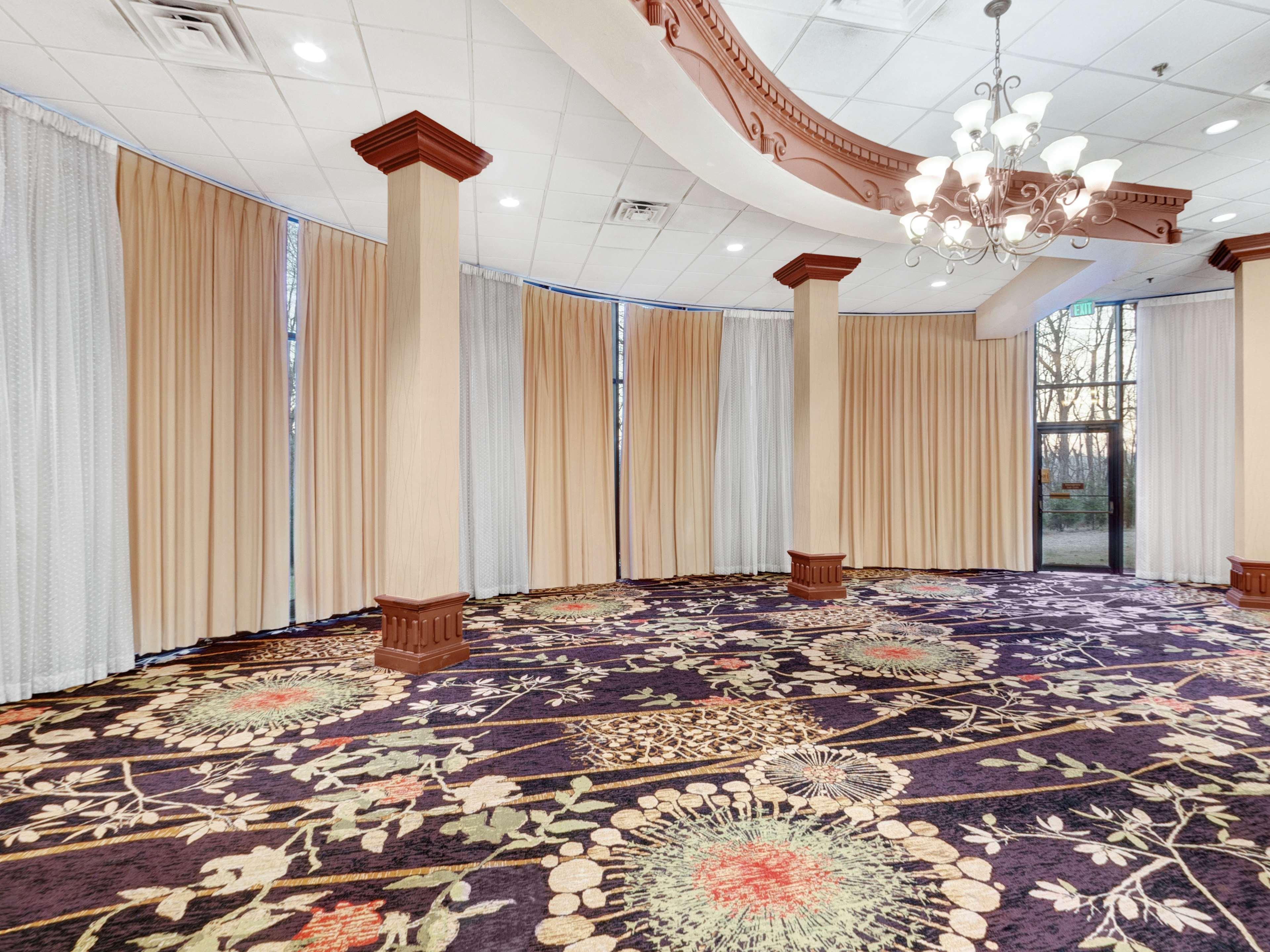 Doubletree By Hilton Charlottesville Ngoại thất bức ảnh