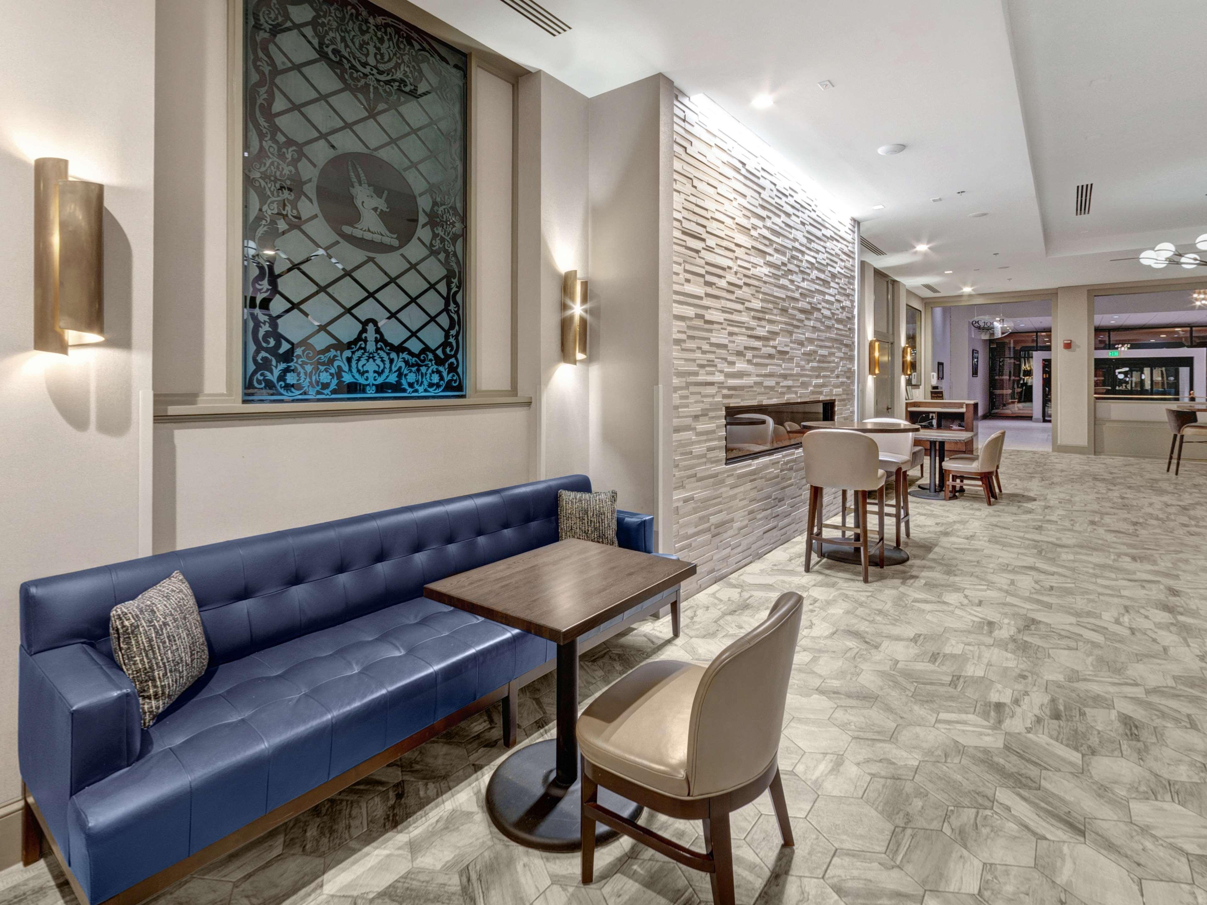 Doubletree By Hilton Charlottesville Ngoại thất bức ảnh