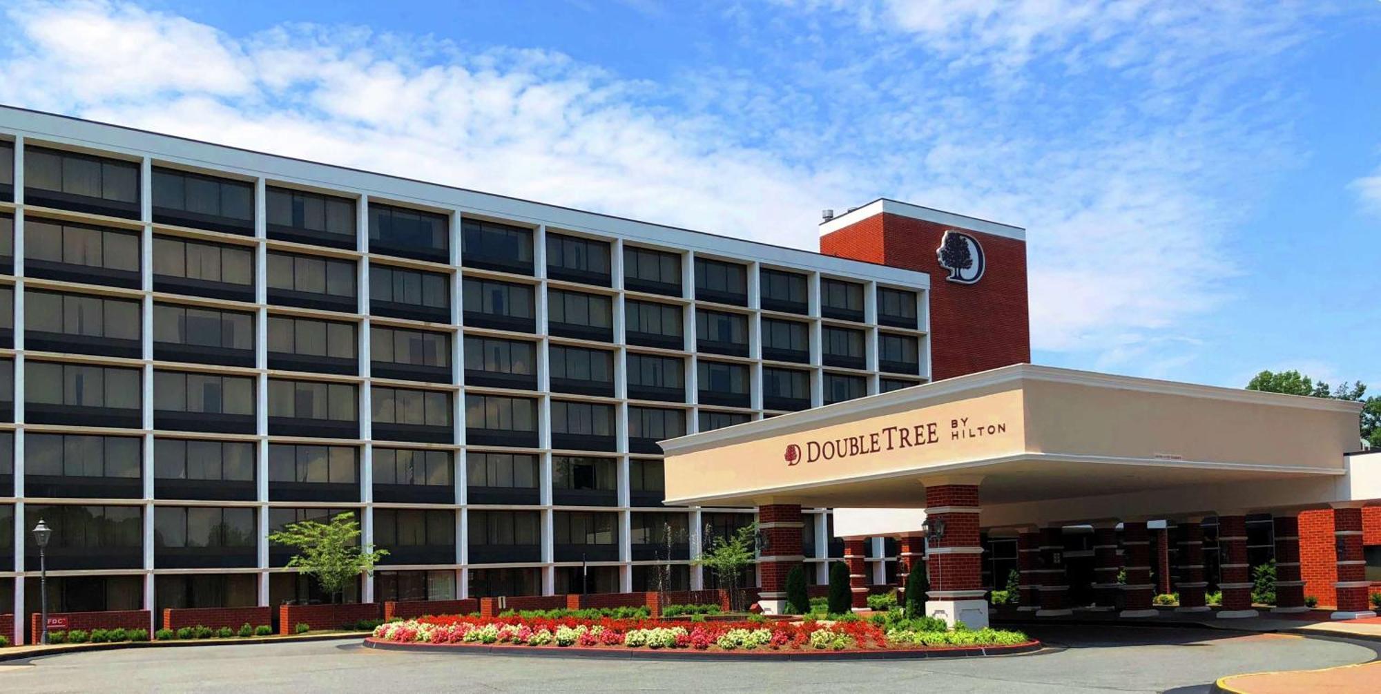 Doubletree By Hilton Charlottesville Ngoại thất bức ảnh