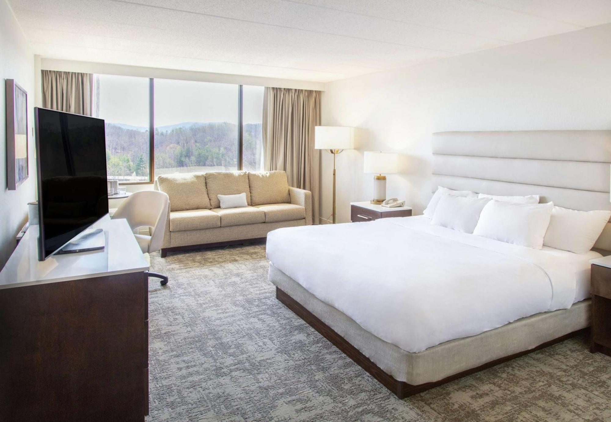 Doubletree By Hilton Charlottesville Ngoại thất bức ảnh