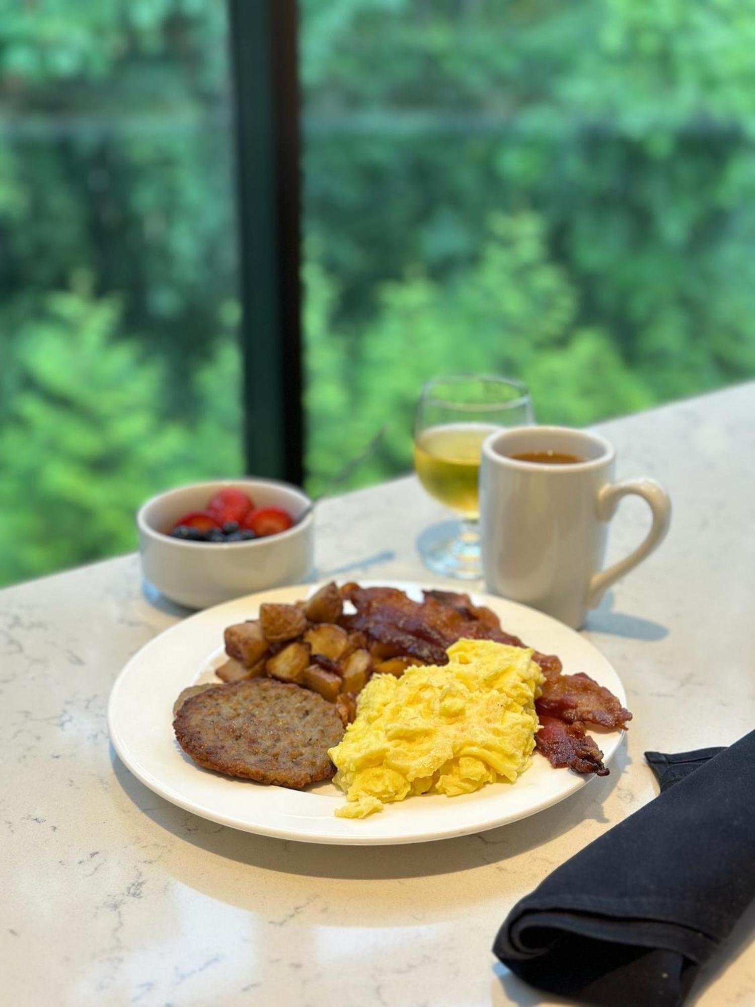 Doubletree By Hilton Charlottesville Ngoại thất bức ảnh