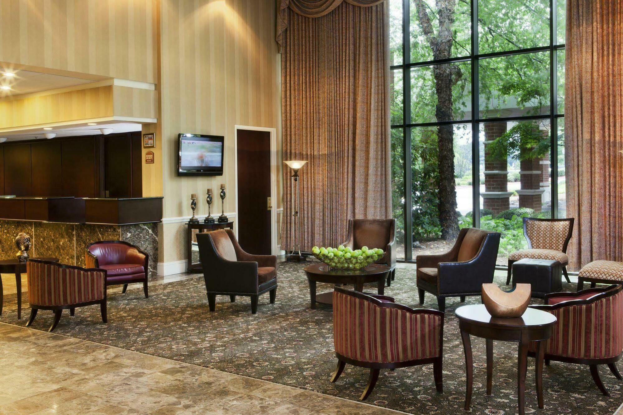 Doubletree By Hilton Charlottesville Ngoại thất bức ảnh